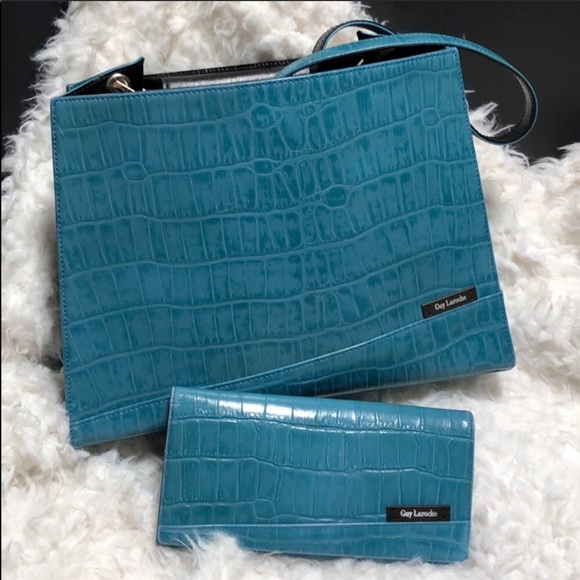 Guy Laroche Turquoise handbag w/ matching wallet - Picture 1 of 4
